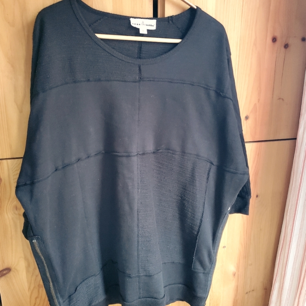 Neon Buddha Black Short Sleeve Cotton Top Size Large